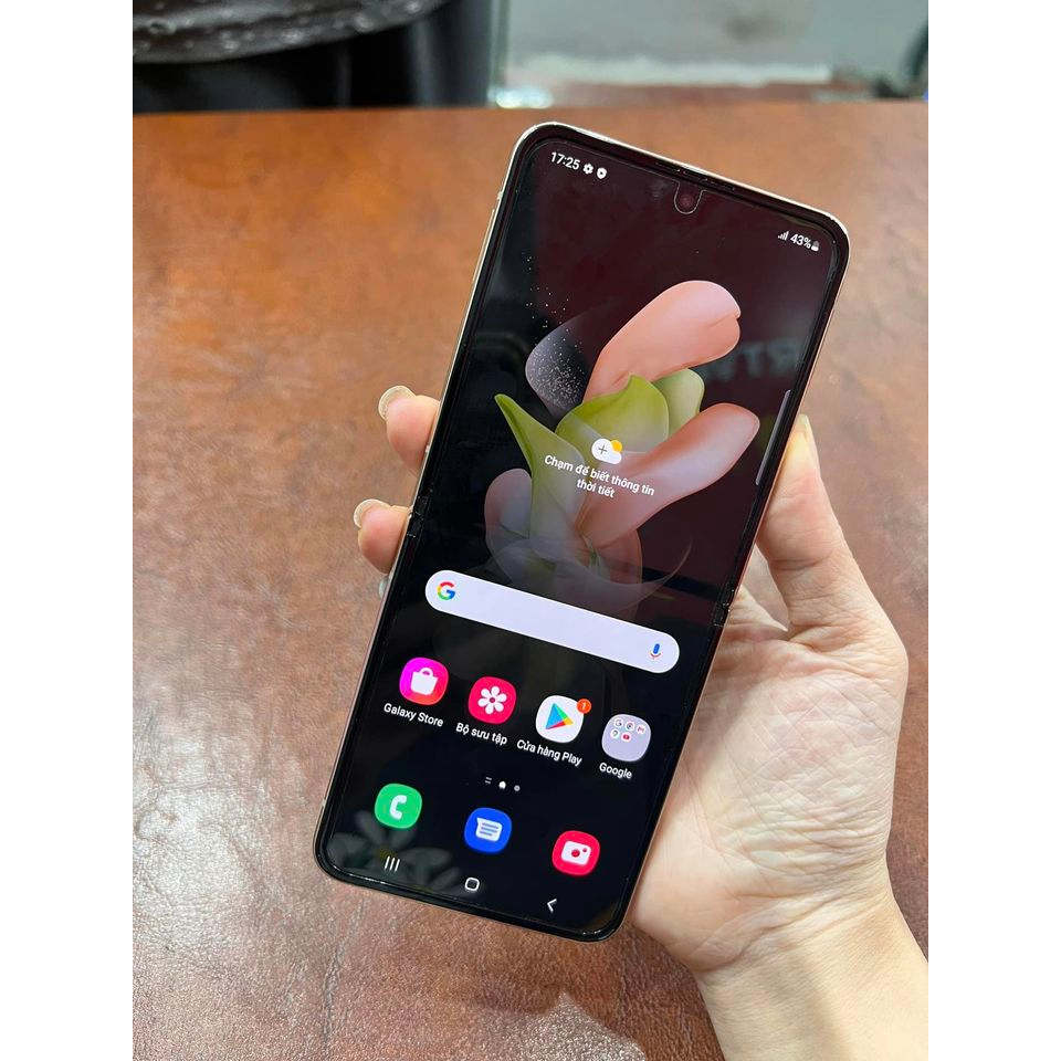 Điện thoại Samsung Galaxy Z Flip 4 - Hàng chính hãng-BẢO HÀNG 12 THÁNG-KÈM ĐẦY ĐỦ PHỤ KIỆN | BigBuy360 - bigbuy360.vn