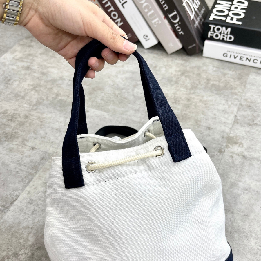 Túi Whoau Steve Bear Canvas Bucket WHBGD2315A Hàn Quốc 2023 - SOGU