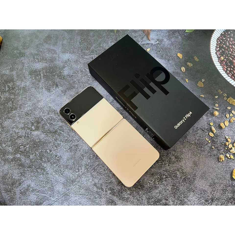 Điện thoại Samsung Galaxy Z Flip 4 - Hàng chính hãng-BẢO HÀNG 12 THÁNG-KÈM ĐẦY ĐỦ PHỤ KIỆN | BigBuy360 - bigbuy360.vn