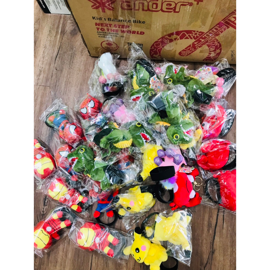 Thú bông gắn mũ bảo hiểm