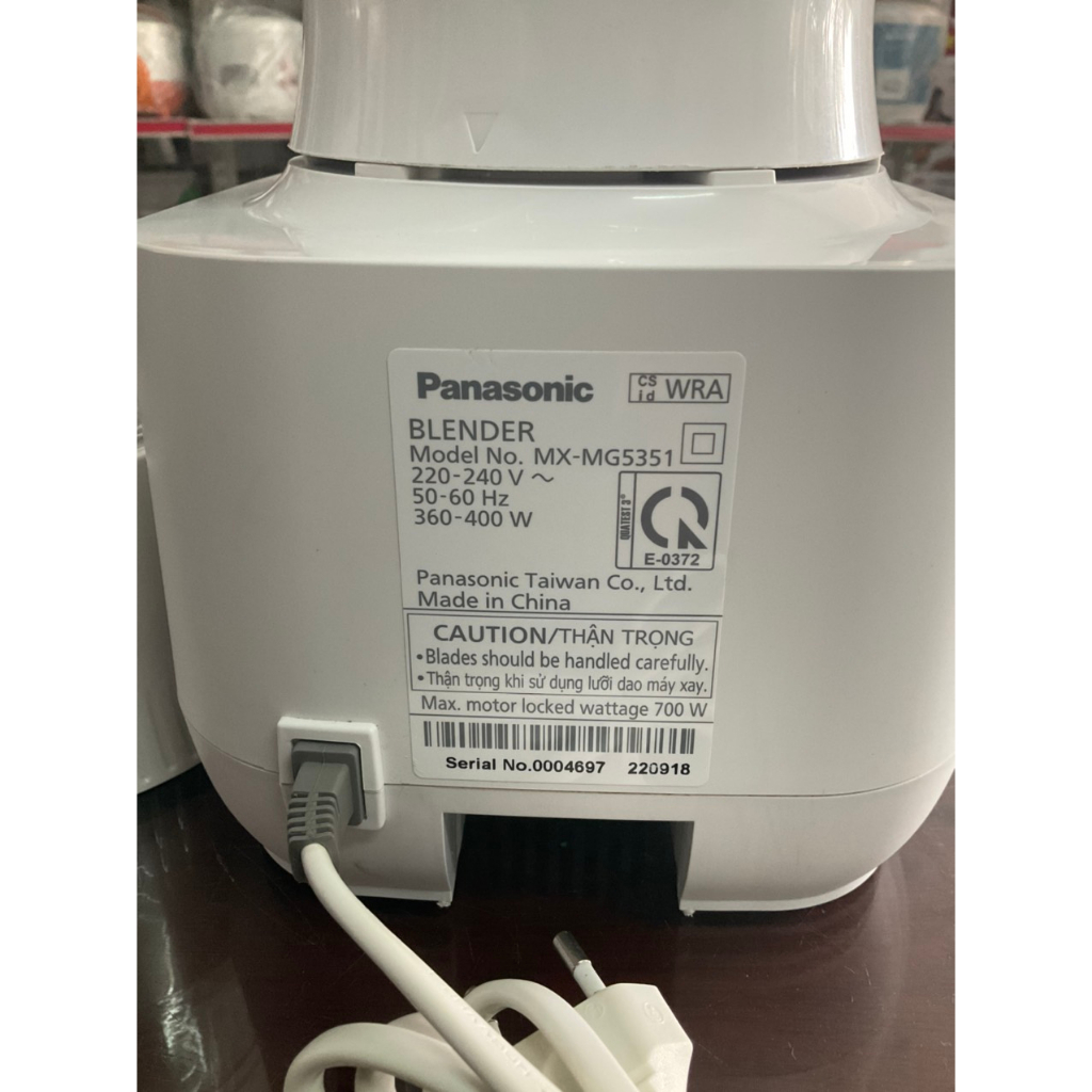 Máy xay sinh tố đa năng Panasonic MX-MG5351WRA 700w - Hàng trưng bày