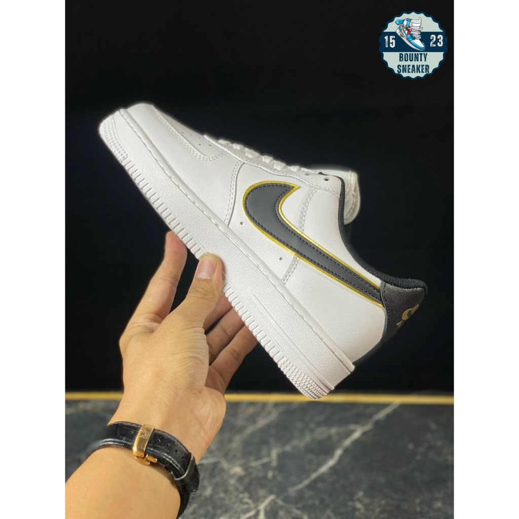 Giày Thể Thao Nike Air Force 1 LV8