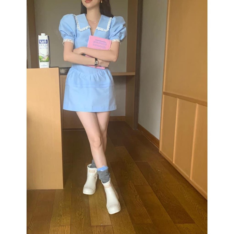 Đầm xanh tay bồng viền ren giống Jisoo Blackpink