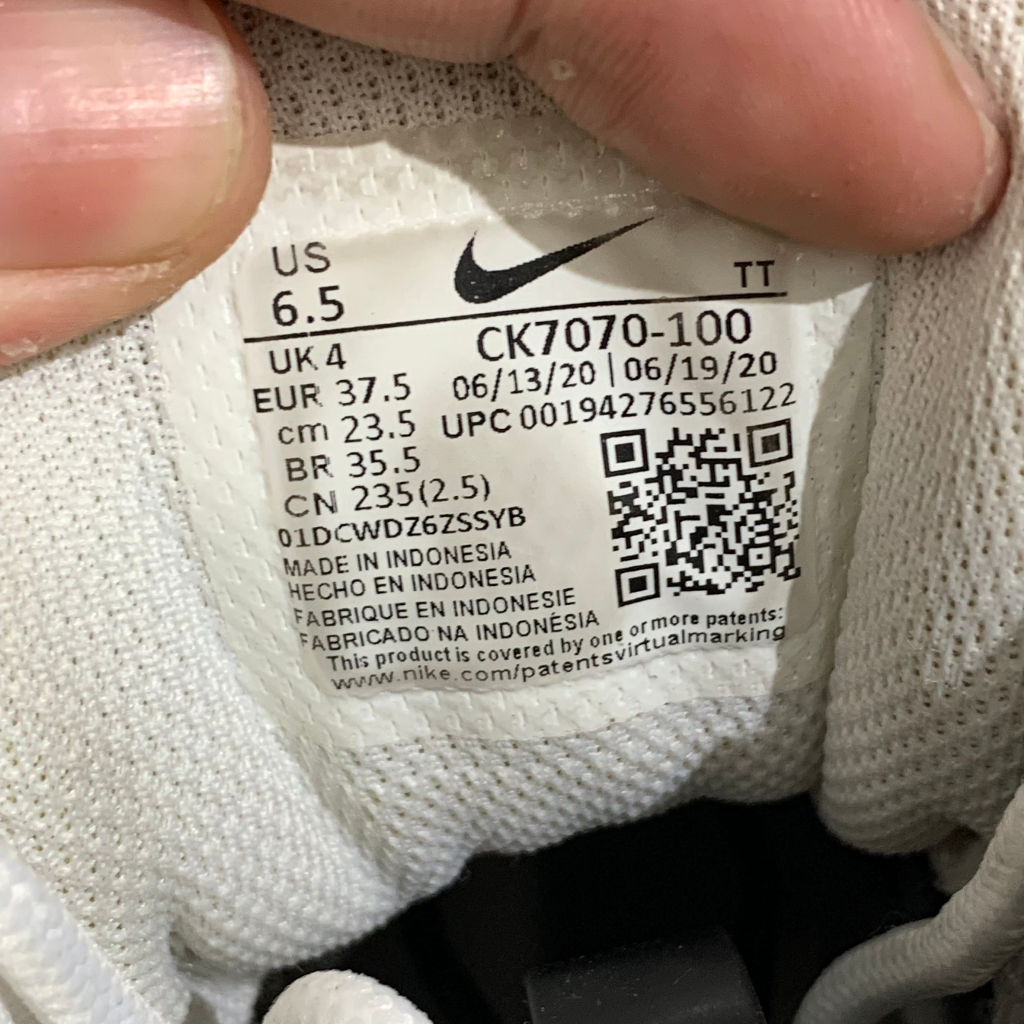 Giày 2hand Nike Air Max 95 Essential White Black CK0707 100 - 3954