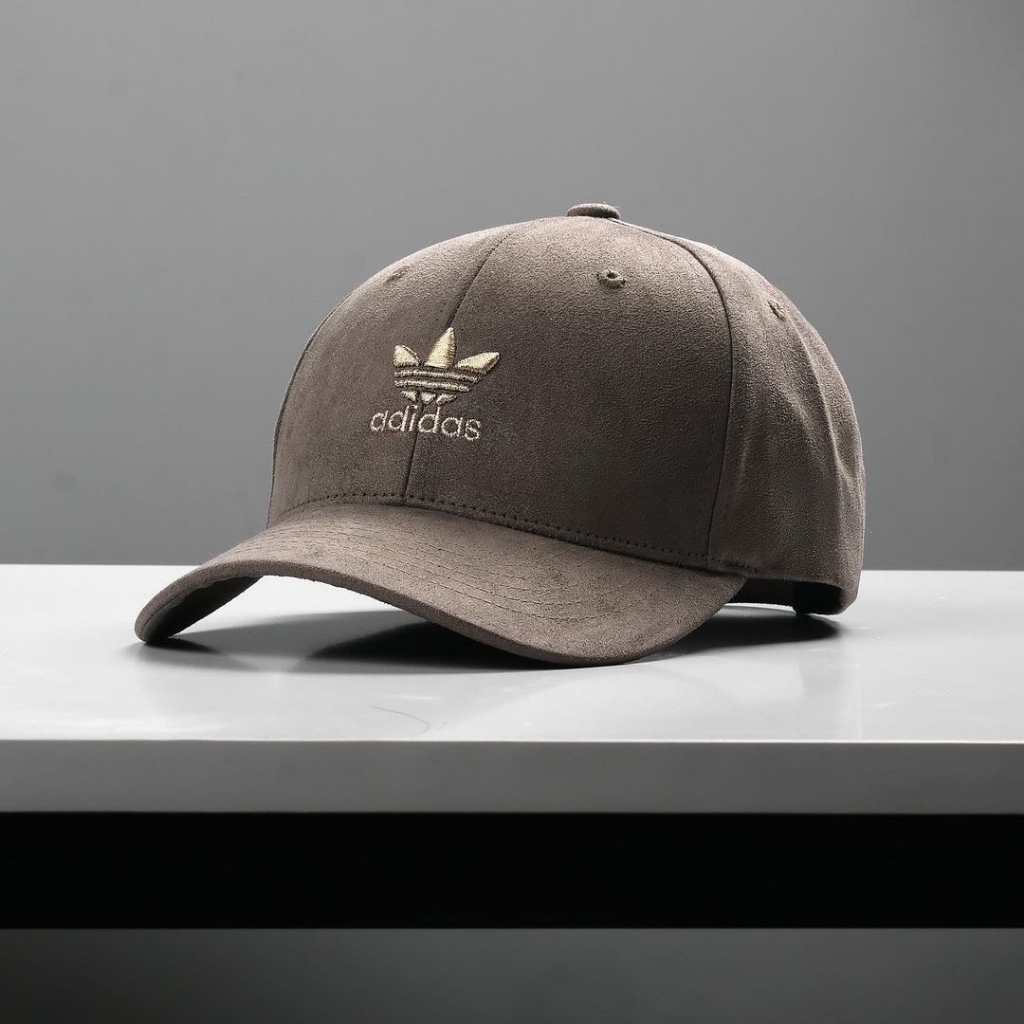 Mũ lưỡi trai nam nữ thương hiệu Adida chất liệu da lộn logo thêu