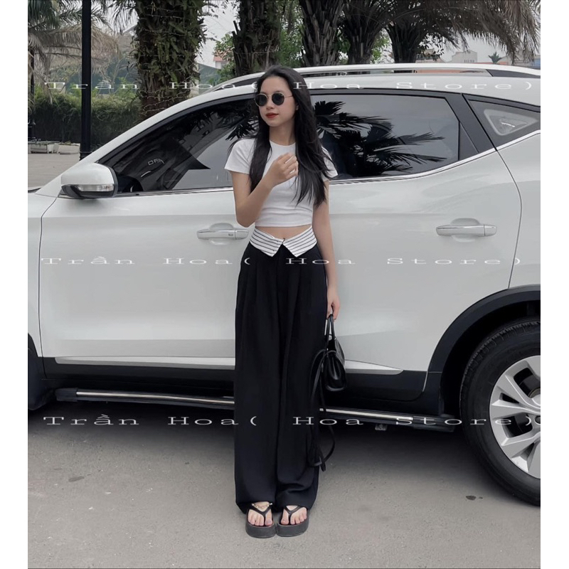 Set áo croptop trắng tay ngắn kèm quần suông culottes đen lai lật kẻ sọc
