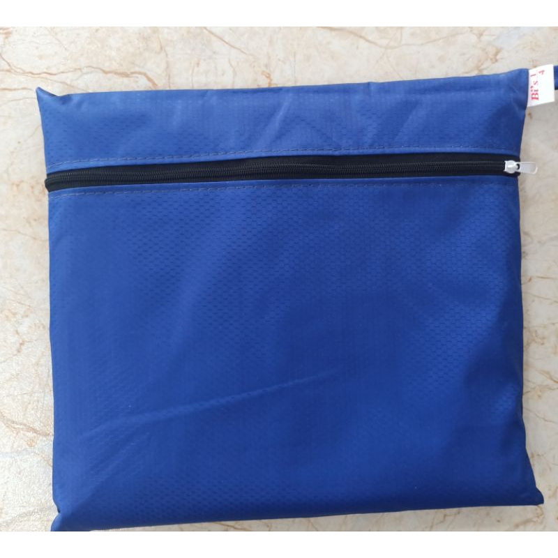 Áo mưa xẻ tà da cá