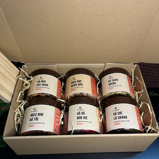 Combo Quà Tặng 6 Hủ Mực Hải Sản Ăn Liền VỊ Biển Miền Trung Thương Hiệu Mang Niềm Tin Cho Bạn