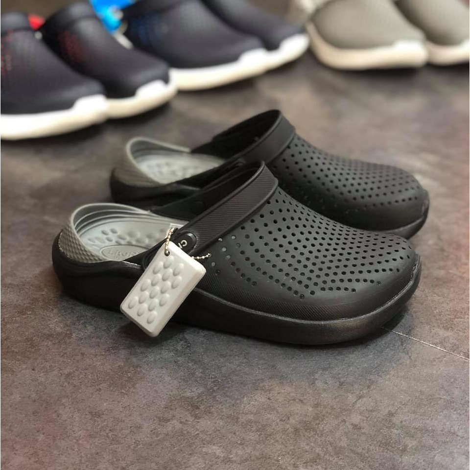 Dép sục nhựa bít đầu liter màu đen đỏ không hôi chân , êm  mềm, bám sàn , dành cho nam nữ