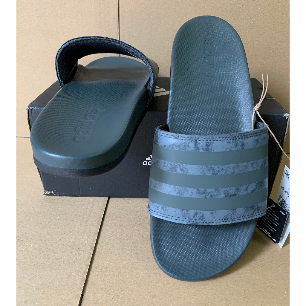Chính hãng Mỹ - Dép nam quai ngang Adidas Adilette Comfort 8