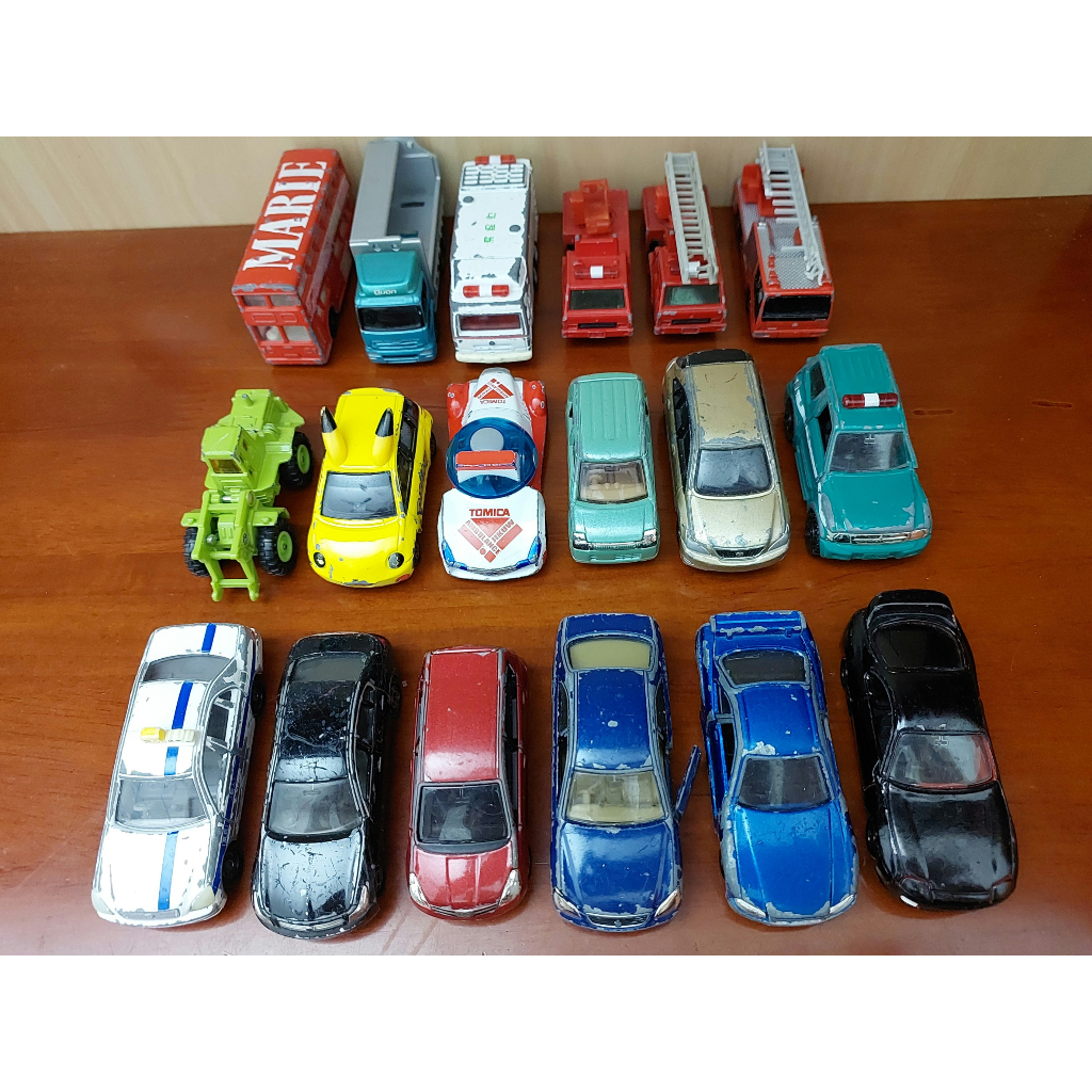 Xe mô hình Tomica made in China cũ - 23