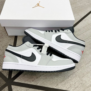 Giày Sneaker JD xám chỉ đỏ cao cấp, giày jd xám Smoke nam nữ