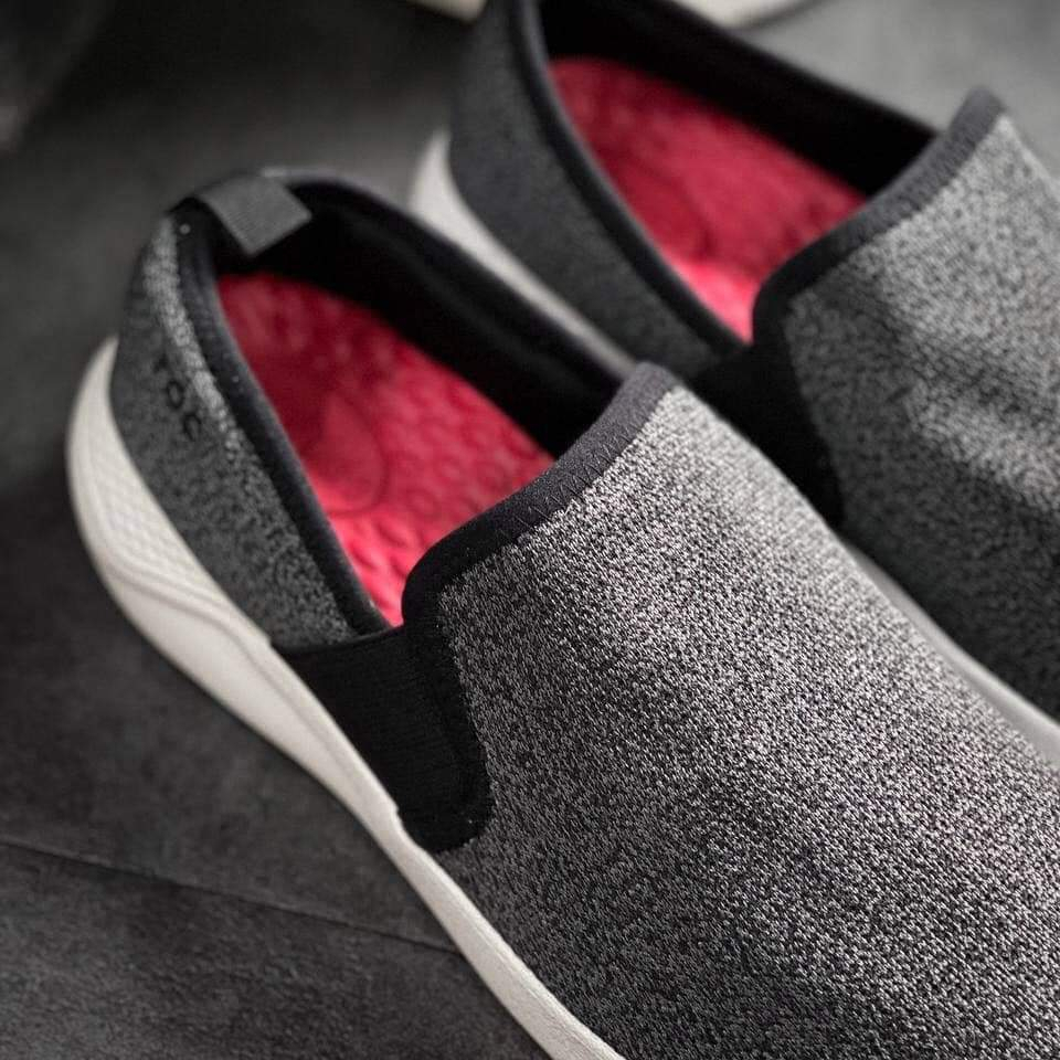 Giày vải nam slipon liter màu đen lưới k hôi chân, êm , nhẹ, masat tốt hàng mới 2022