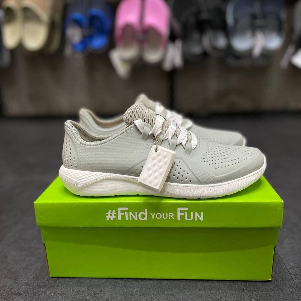 GIÀY NHỰA CROSS LITERIDE PACER CHO CẢ NAM VÀ NỮ MÀU ĐEN TUYỀN