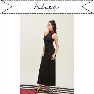 Đầm maxi nữ dáng suông dài cổ lọ lệch vai phối hoa hồng chất thun cotton co giãn – Feliza Clothing
