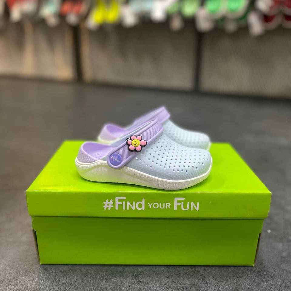 Dép sục nhựa bít đầu liter dành cho bé màu navy blu êm, mềm, k hôi chân, bám sàn tặng 10 stic