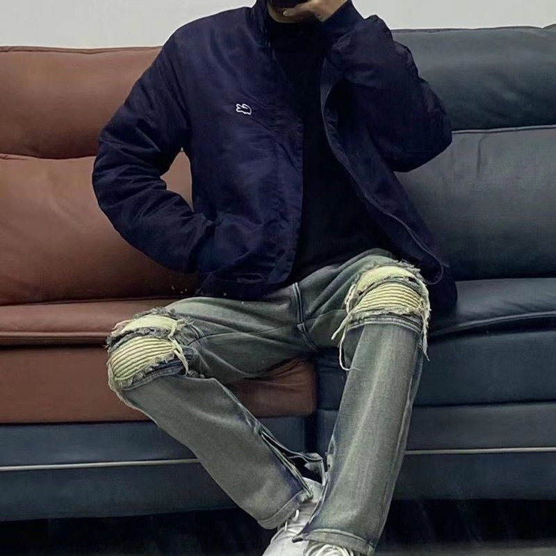 Hàng có sẵn - Quần Jeans rách gối khoá zip New Arrival 2023