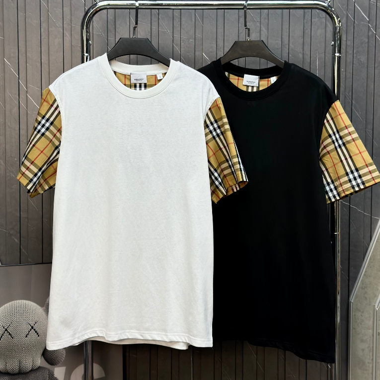 Áo T-shirt Burberry phối tay kẻ sọc vàng LA on web