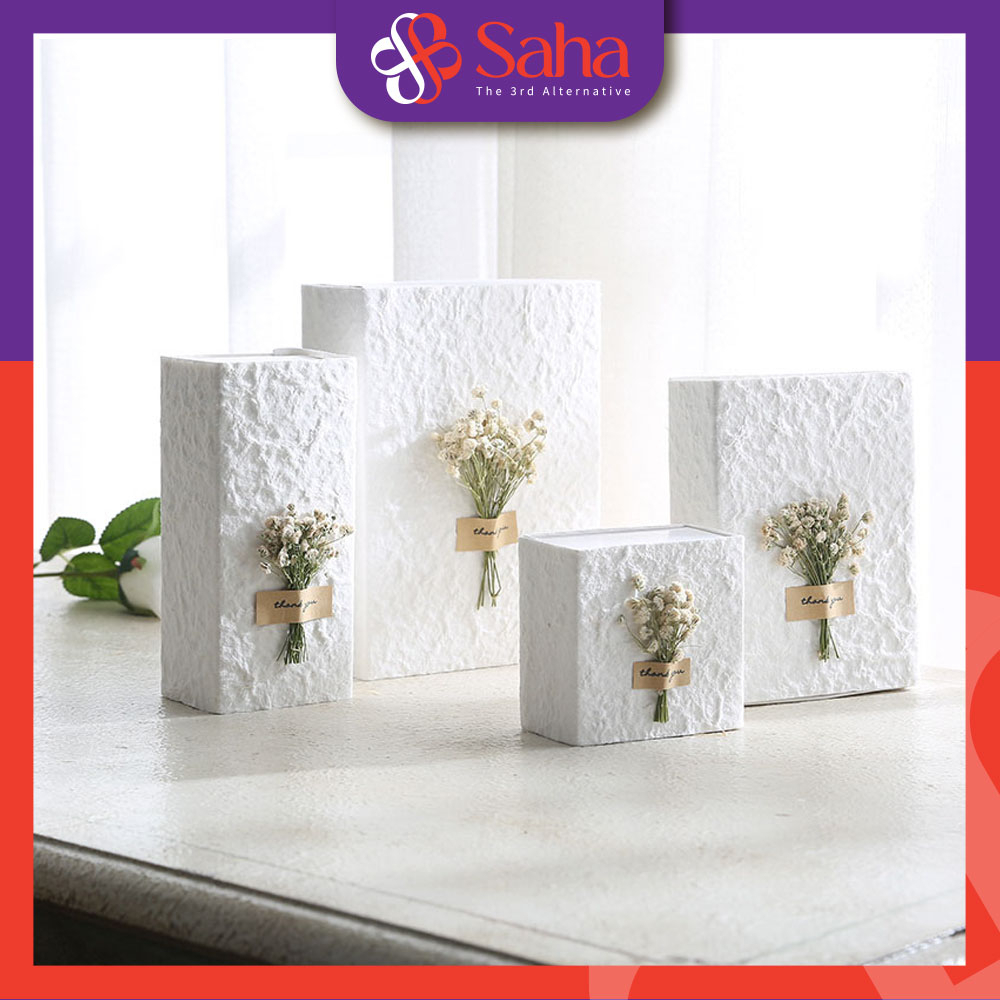 Hộp Quà Màu Trắng Đính Hoa Khô Đựng Trang Sức, Mỹ Phẩm Tặng Quà 8x8x4,5