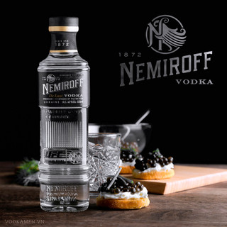 Rượu Biếu Tặng Quà Tết NEMIROFF DE LUXE VODKA 40% Nhập Khẩu chai 500ml