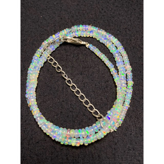 Dây chuyền đá Opal thiên nhiên.