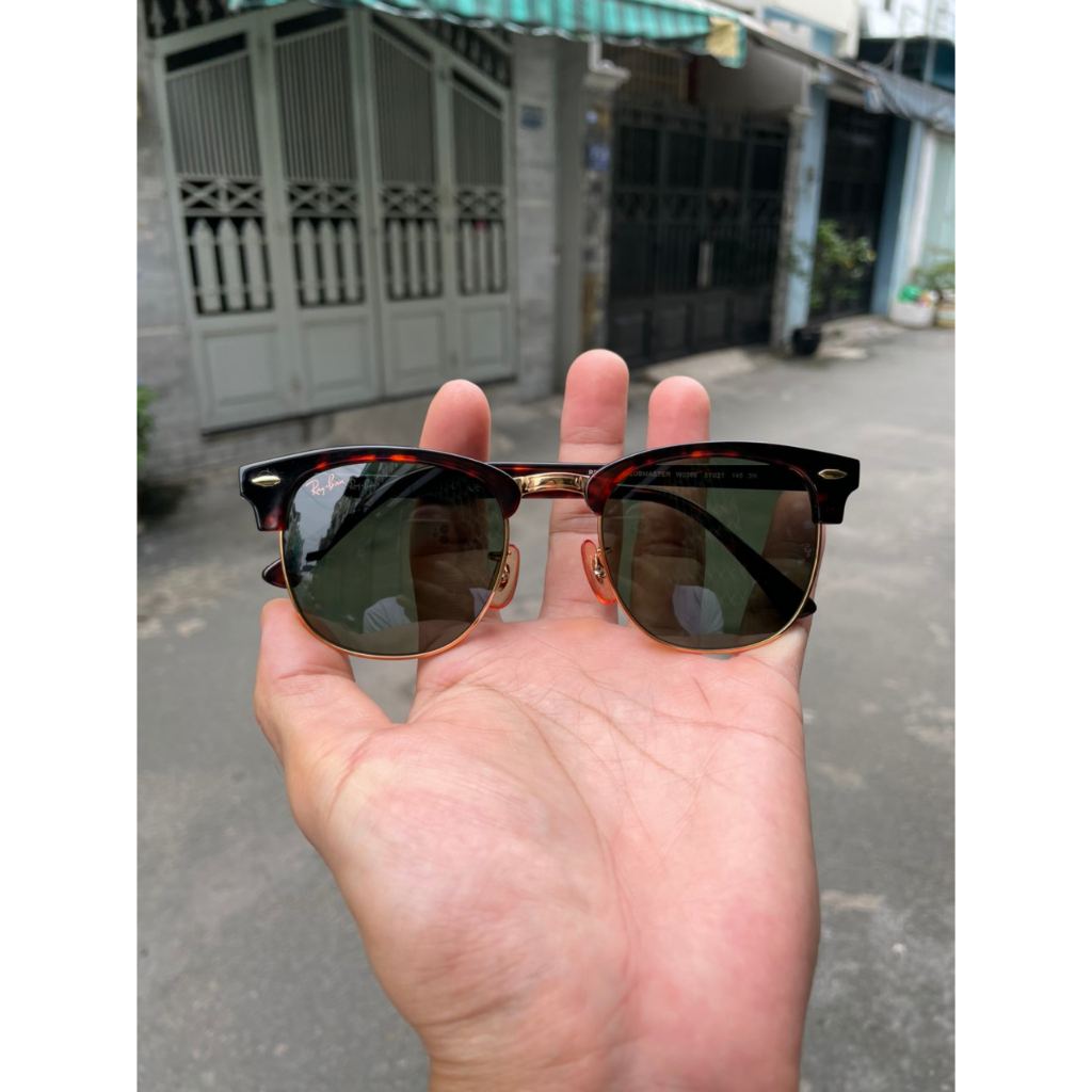 KÍNH RAYBAN ITALY HÀNG CHÍNH HÃNG ĐÃ QUA SỬ DỤNG. TRÒNG THỦY TINH CHỐNG UV. THỜI TRANG DÀNH CHO CẢ NAM VÀ NỮ