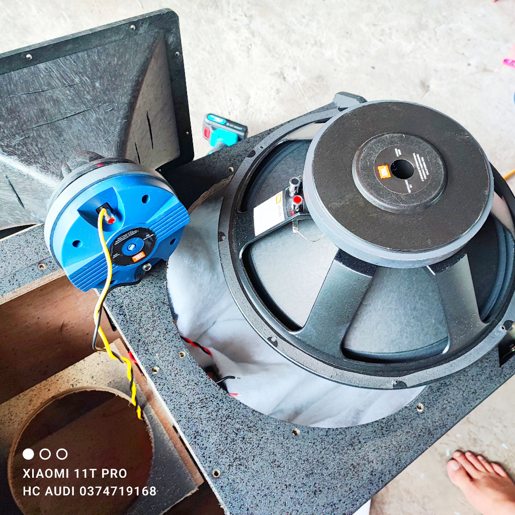 Loa JBL RSX 715 RSX715  loa sân khấu 4 tấc công suất lớn