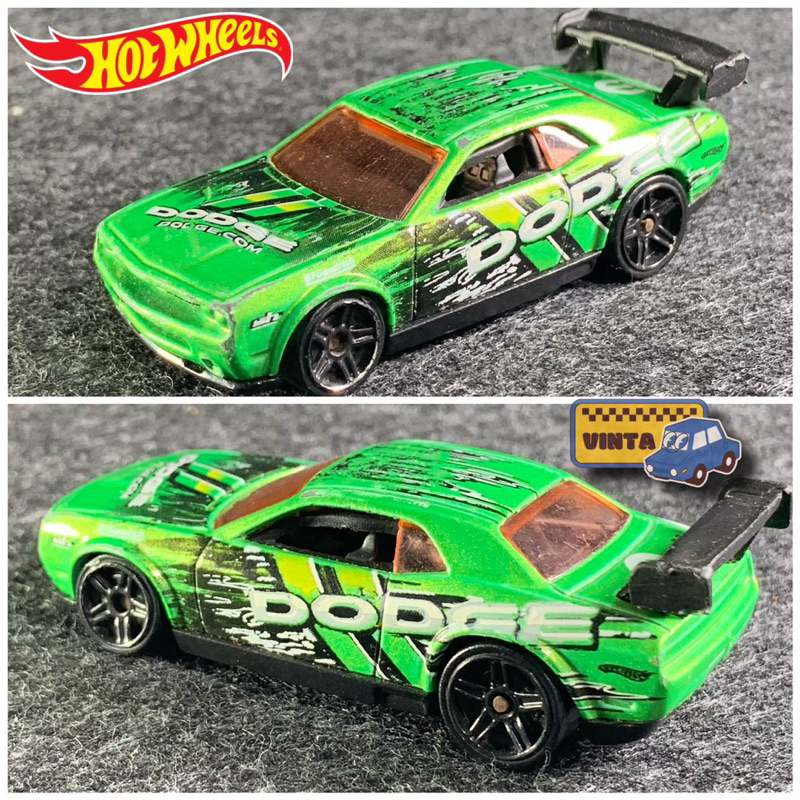 Xe mô hình Hot Wheels DODGE CHALLENGER DRIFT CAR - Green - tỉ lệ 1:64