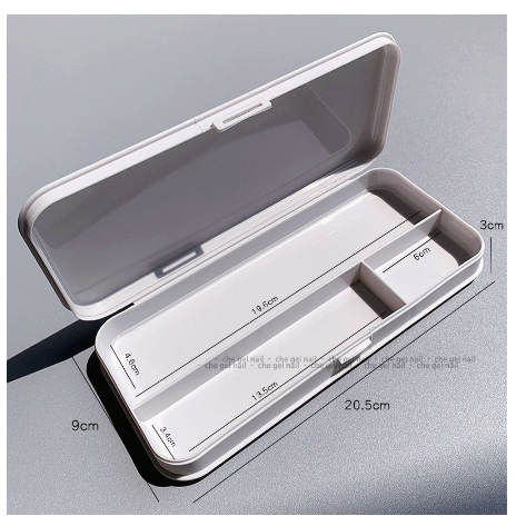 Hộp nhựa đựng dụng cụ làm móng tay nail màu ngẫu nhiên ạ, khách nếu có nhu cầu lấy màu nào thi nt cho bên em nhé