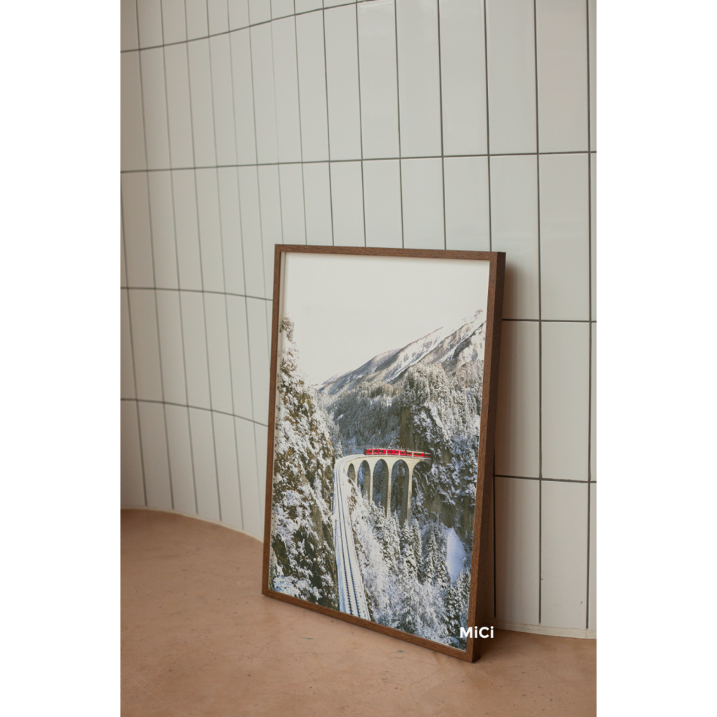 Tranh Aesthetic khung kính viền gỗ  phong cảnh chill
