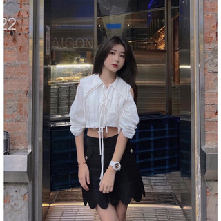 Áo sơ mi croptop hở vai rút dây thắt nơ