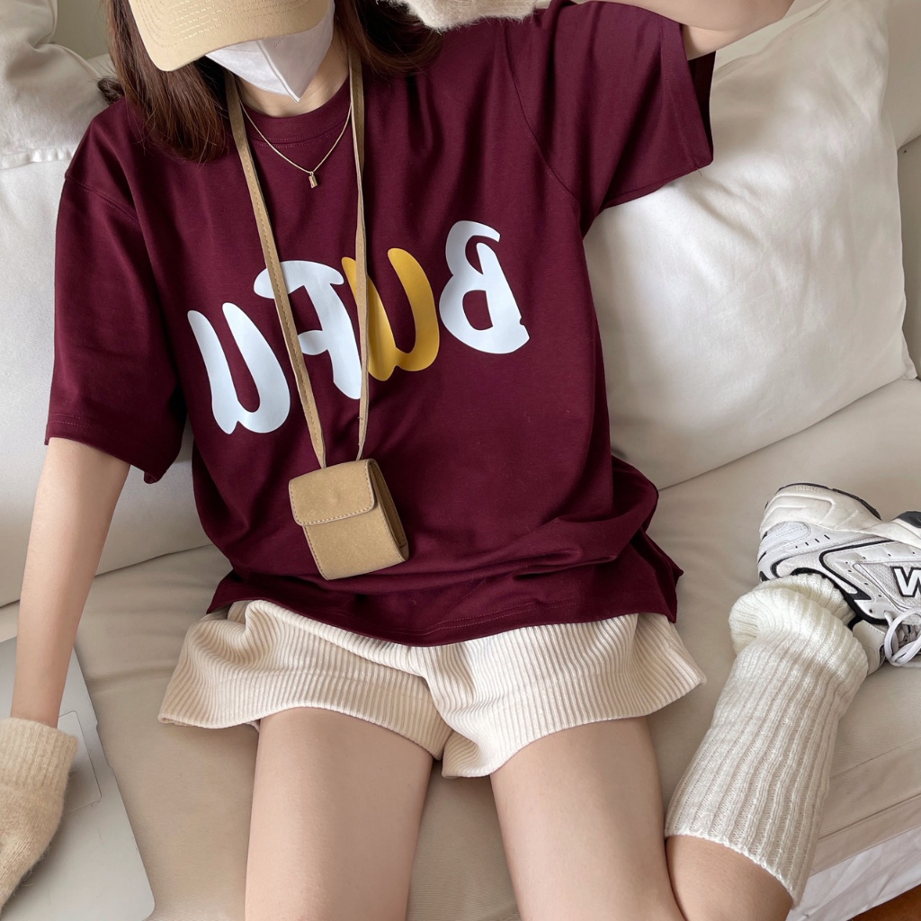 Set Bộ Đồ Nữ Áo Phông Đỏ Đô In Chữ Ngắn Tay Mix Quần Sooc Đùi Tổ Ong Freesize