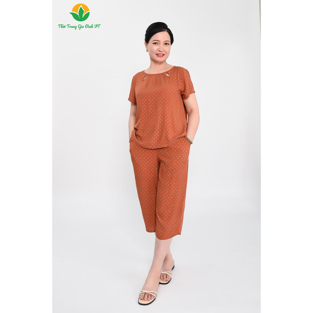 Bộ mặc nhà trung niên hè Việt Thắng, quần lửng, áo cộc tay, chất Lanh - B06.2327