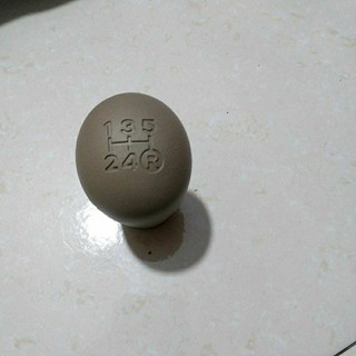 Tay nắm cần số innova