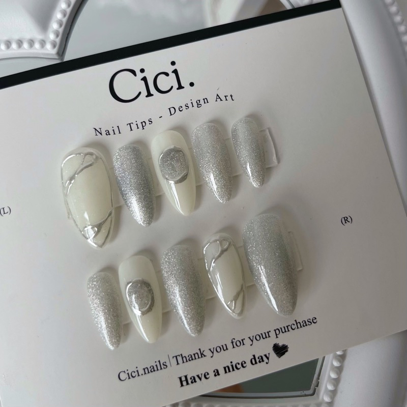 Nailbox Thiết Kế Mắt Mèo Màu Thạch Trắng Tráng Gương Vàng Hoặc Bạc Cici.nails