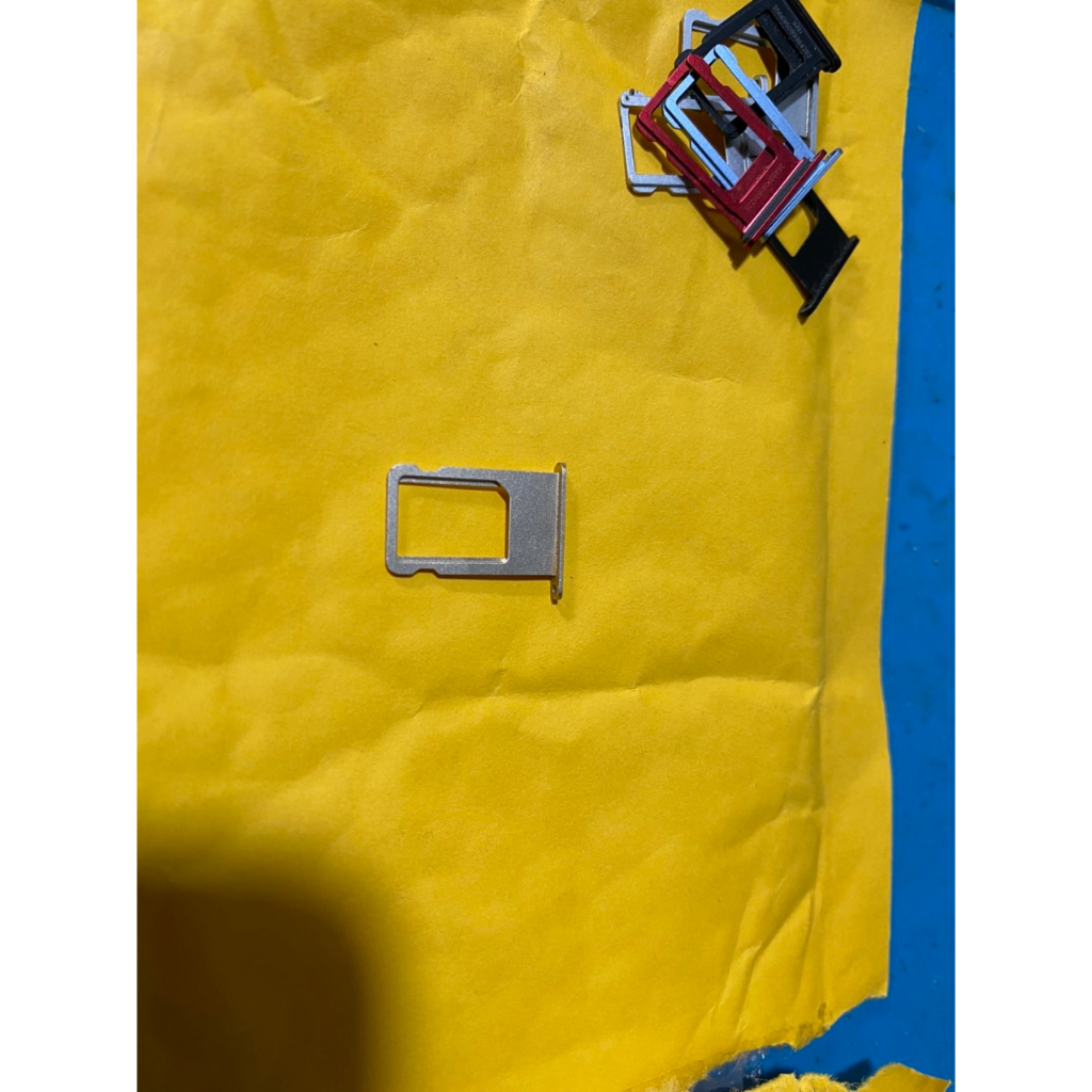 Khay sim cho các đời điện thoại ip 6/7/8/x/11/12/13/14