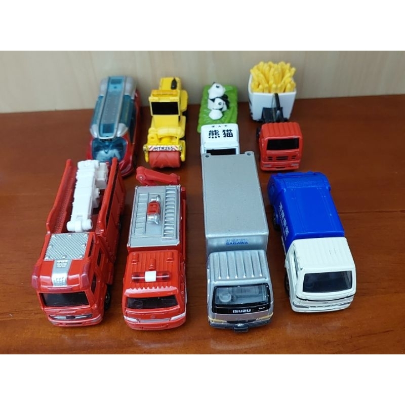 Xe mô hình Tomica made in VN cũ - 9