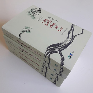 [NGÃ MÀU NGOẠI QUAN] Sách - Từng Bước Chân Nở Hoa