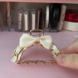 Pass cọ makeup, đồ makeup, phụ kiện (kẹp tóc, cài tóc…)