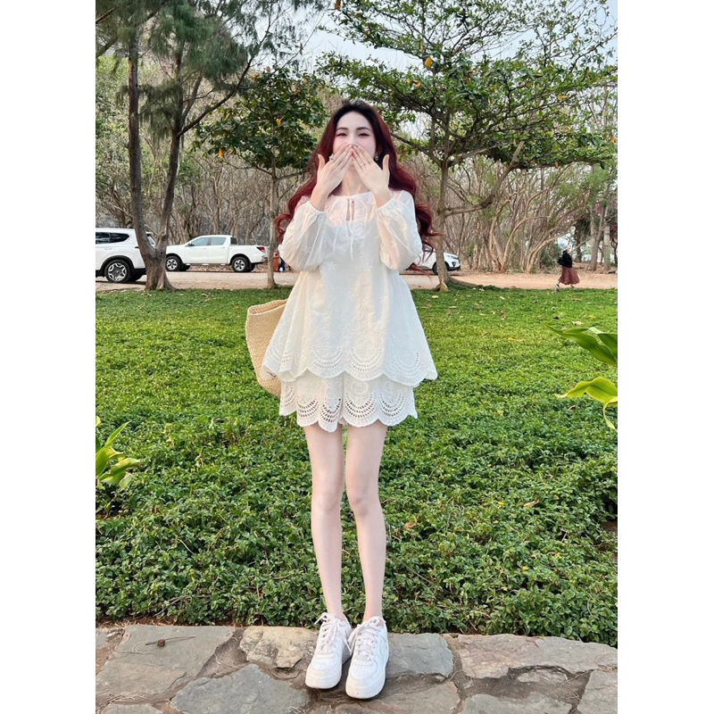 SET ÁO BBD XÔ REN CỘT NƠ KÈM SHORT TRẮNG