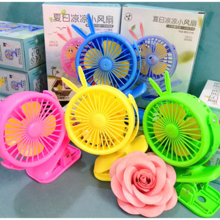 Quạt kẹp bàn, kẹp xe đẩy, quạt mini chạy bằng pin siêu dễ thương, có hộp xịn xò