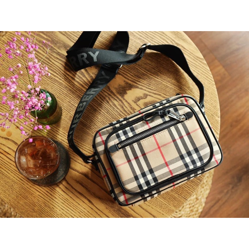 TNS-Túi đeo chéo form hộp dây đeo bảng to cá tính Bubery BBR crossbody bag--caro hãng đặc trưng