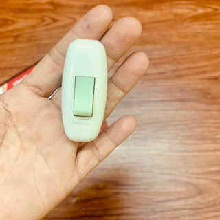 Công tắc treo quả nhót dạ quang SOPOKA cao cấp chính hãng, 5A-250V.