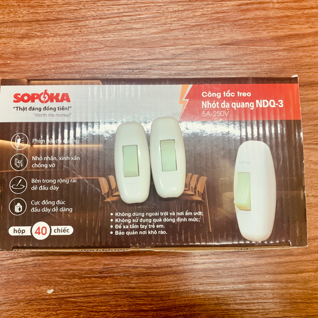 Công tắc treo quả nhót dạ quang SOPOKA cao cấp chính hãng, 5A-250V.