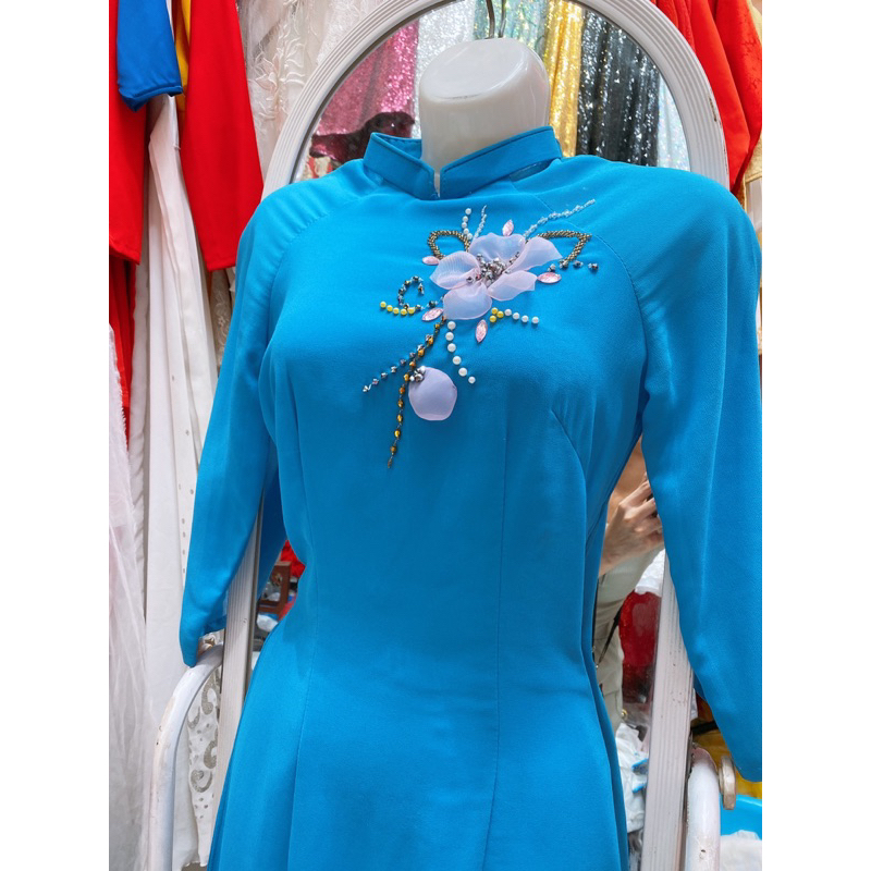7T4.2 Áo dài xanh dương 4 tà chiffon gắn hoa 3D