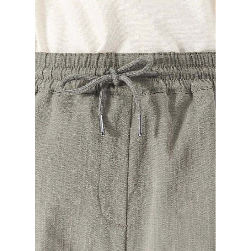 Quần short đũi line phong cách thời trang Hàn Quốc