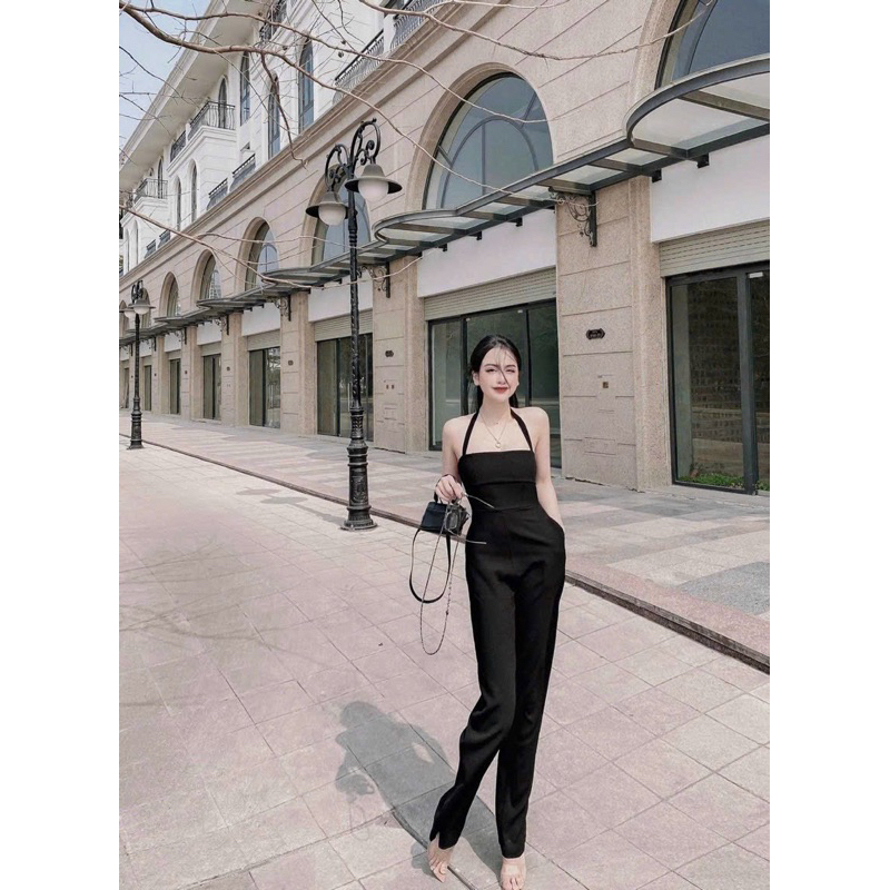 Jum Body Dài Ống Loe Cúp Ngực Dây Choàng Cổ