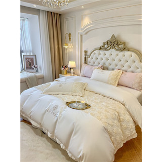 Bộ chăn ga gối Cao Cấp Lụa Silk thêu cánh hoa 2 màu hồng trắng