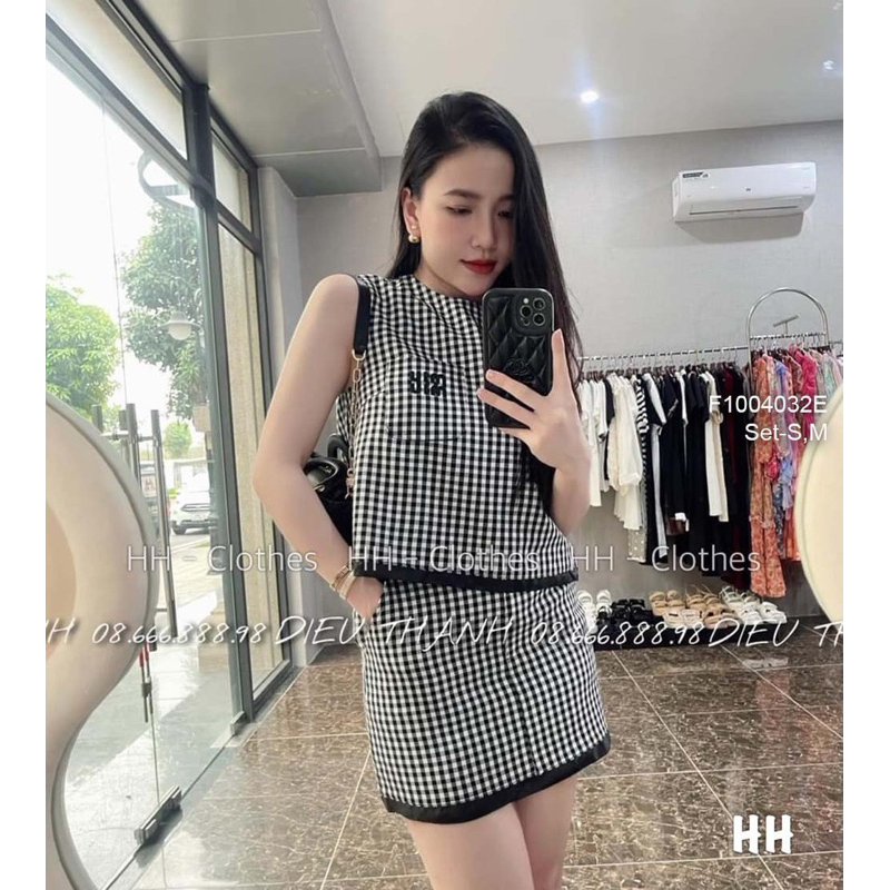 Set bộ áo sát nách phối chân váy ngắn họa tiết caro sang trọng VIENS STORE