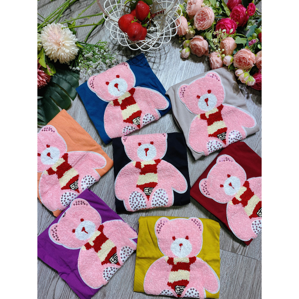 Áo thun form rộng tay lỡ nữ 3158 cổ tròn đáp thêu giá rẻ unisex in hình gấu hồng dễ thương nhiều màu siêu hot